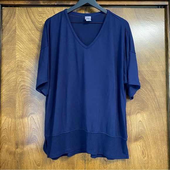 Natori Women’s XL Navy Blue Short Sleeve V-Neck Sweater Soft Lightweight Boxy - Picture 1 of 6